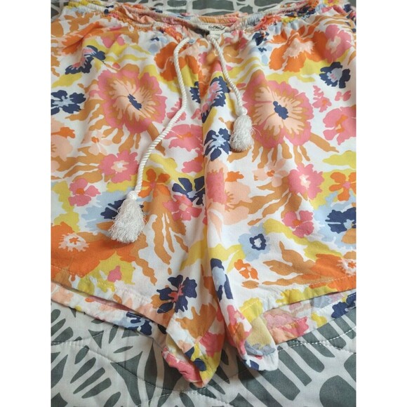 Roxy Swim Set Of 3 Pieces XL Shorts Are Medium But It Fits As A Set XL - Picture 4 of 16
